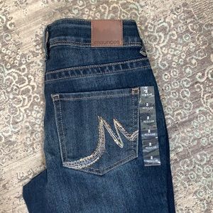 NWT maurices bootcut jeans size 2